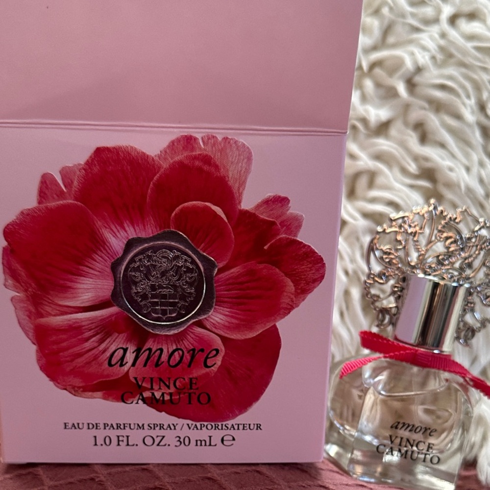 Vince Camuto Amore Eau de Parfum with Red Floral Design Bought from Macy’s